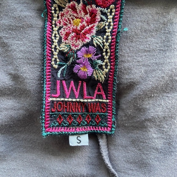 Johnny Was Tunic Top Embroidered Sz S Grey Black Boho Artsy Event - Picture 5 of 12